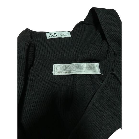 Chic Black Ribbed Crop Top with Tie Detail - Picture 5 of 5